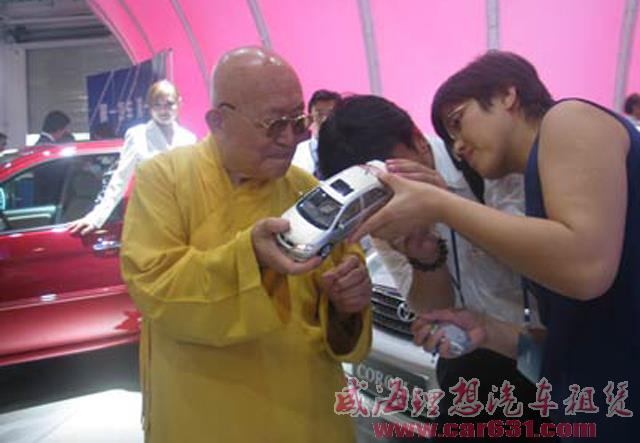 最爱德系车 寺院大师们的那些豪车生活