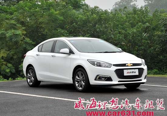 如果你有13万 科鲁兹和福克斯你会选谁？
