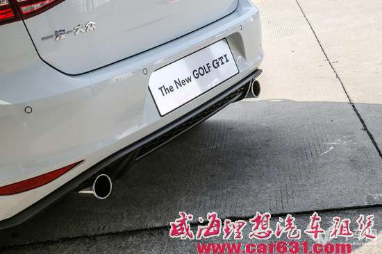 钢炮统治者 赛道体验全新高尔夫GTI