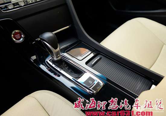 都是高颜值运动中型车 21万买蒙迪欧还是思铂睿？
