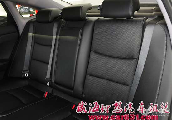 都是高颜值运动中型车 21万买蒙迪欧还是思铂睿？