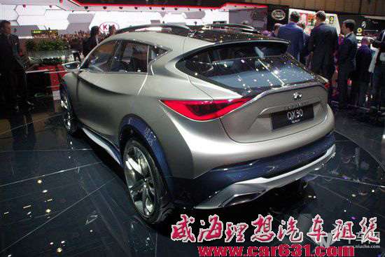 奔驰GLA的同门师弟 QX30广州车展亮相