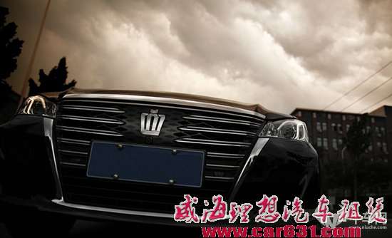 试驾丰田皇冠2.5 V6 说它是家用首选你信吗