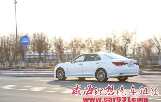 测试皇冠2.0T尊享版 欧巴,你“好棒”