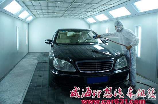 买车伴随幸福的烦恼 因为你选白颜色或黑颜色完全不是一回事