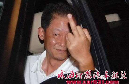 特斯拉车主：苦往肚里咽 泪往嘴里含
