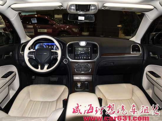 性价比都很高  30万买XTS还是克莱斯勒300C？