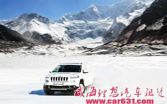 冰雪试驾全新Jeep自由光 全路况的城市SUV