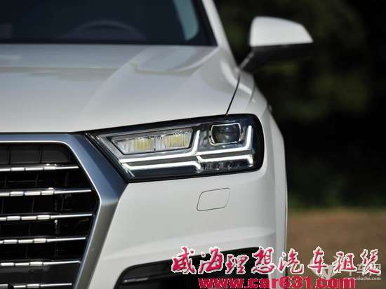 大块头配2.0T为何不可 全新奥迪Q7性价比分析