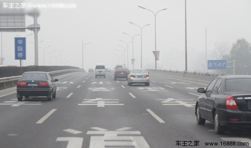 MT更省油 不同路况情形下的驾车技巧